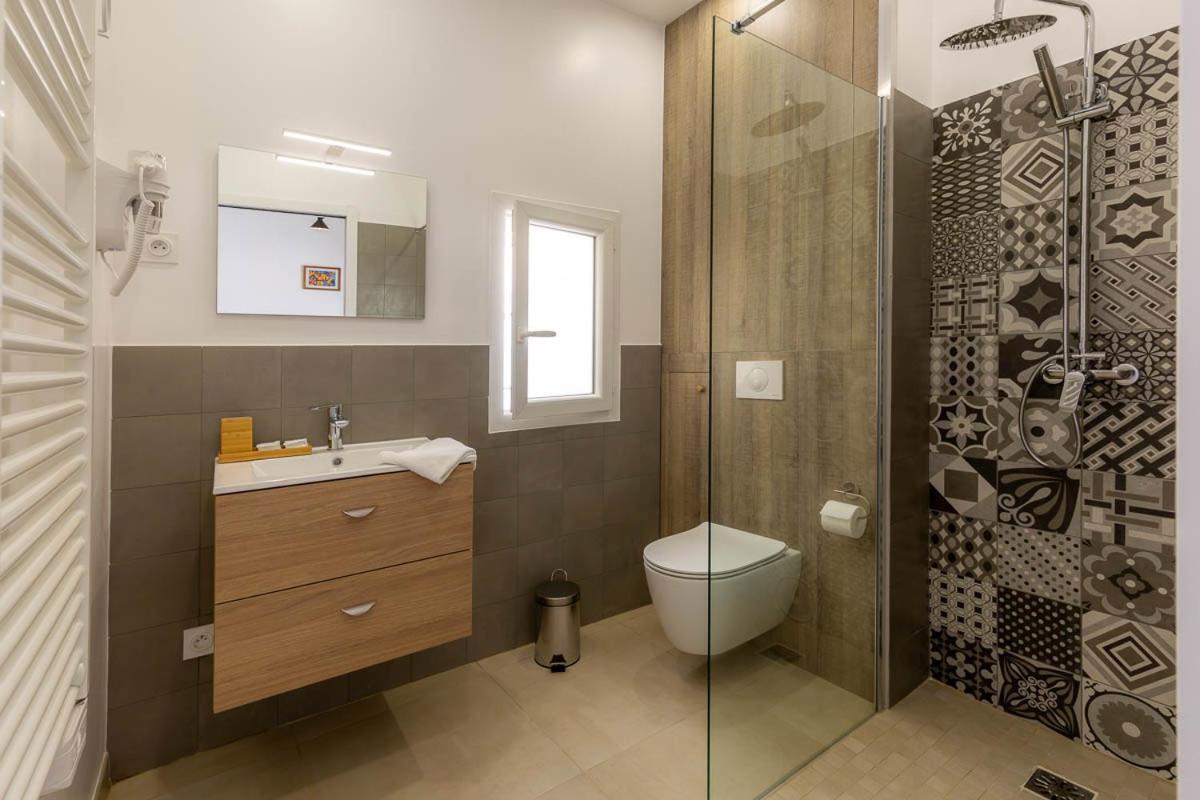 Provence Au Coeur Appart Hotels Forcalquier Exterior photo